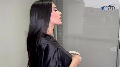 Mio cognato sta a casa mia per qualche giorno e cogliamo l occasione per scopare molto bene